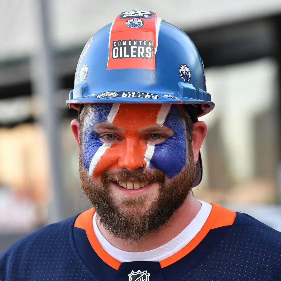 Praznik hokeja, hokejaški dresovi i kultura navijača u NHL doigravanju